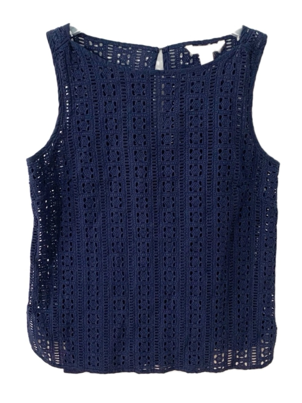 Banana Republic Eyelet Lace Sleeveless Blouse Keyhole Back Lined Round Neckline
